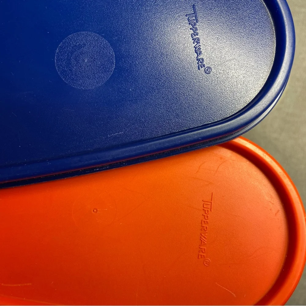 Vintage Tupperware Modular Mates Oval container